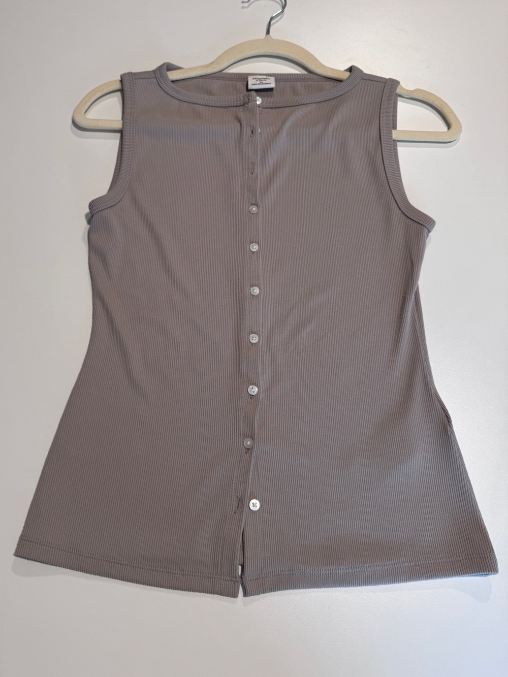 Abercrombie & Fitch Sleeveless Button Down Ribbed Tank